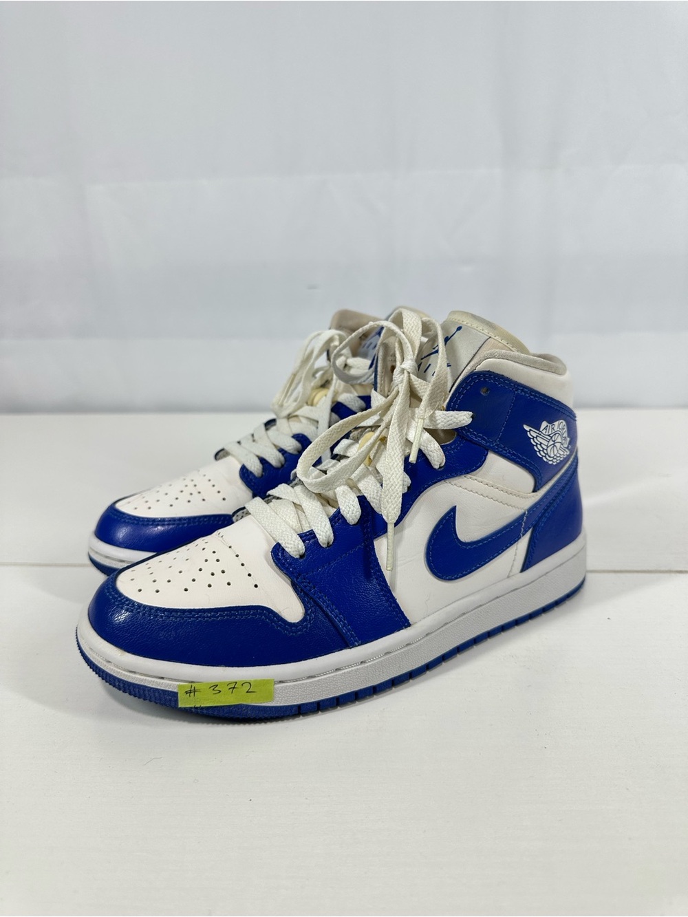 #372 Nike Air Jordan 1 Mid Hyper Royal White Women’s US 7.5 BQ6472-104